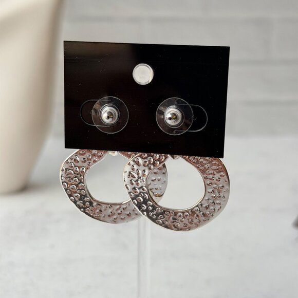 Vintage Y2K Chico's Hammered Silver Articulated Statement Earrings Sculptural - Picture 9 of 11